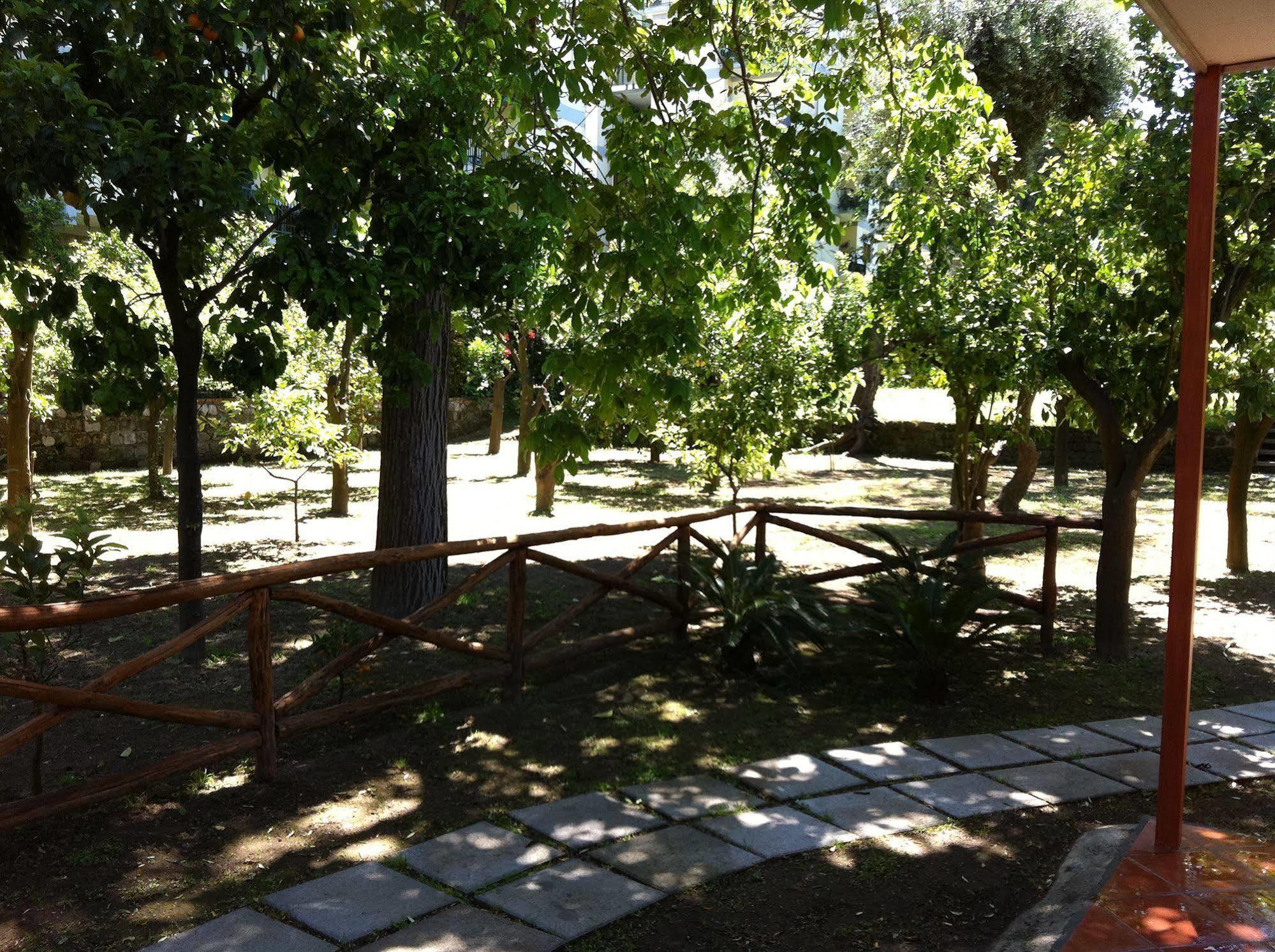 Chalet Paradiso Σορέντο Εξωτερικό φωτογραφία